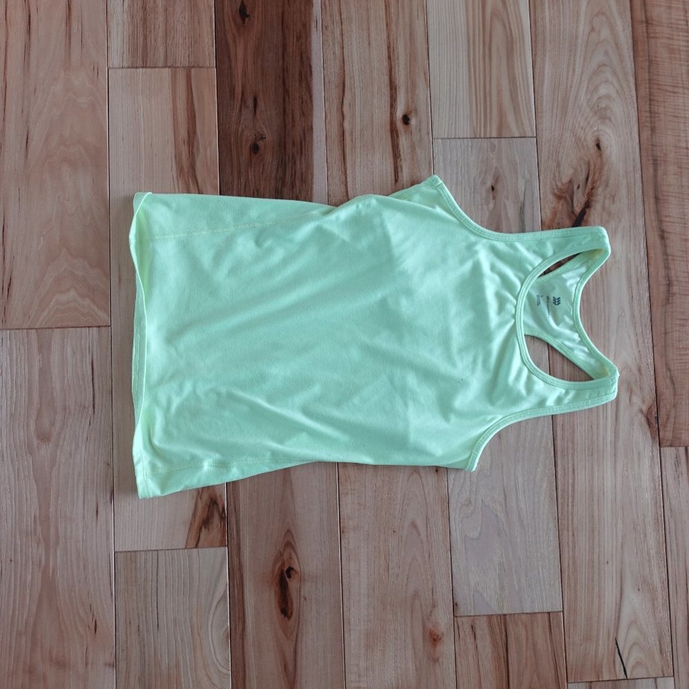 All in motion, Neon yellow Tank top
